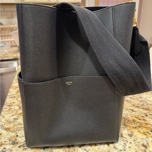 Celine sangle seau bucket bag